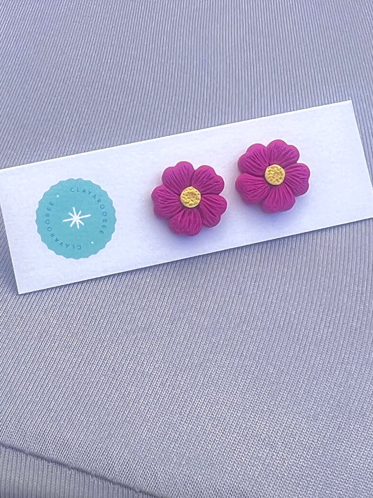 Wreath Dangles w/ Gold Bow